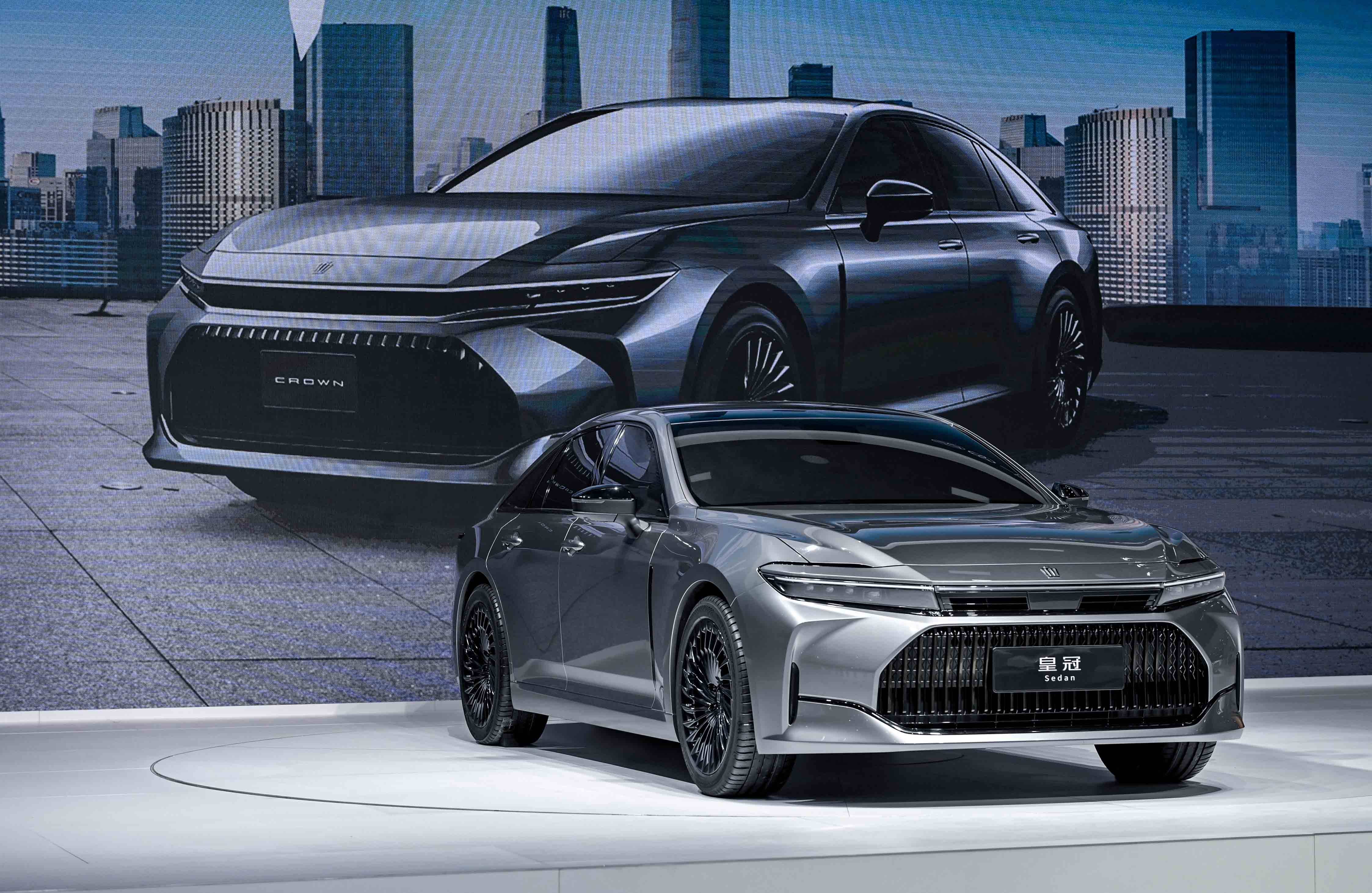 广州车展|皇冠sedan亮相,皇冠sportcross开启预售_搜狐汽车_搜狐网