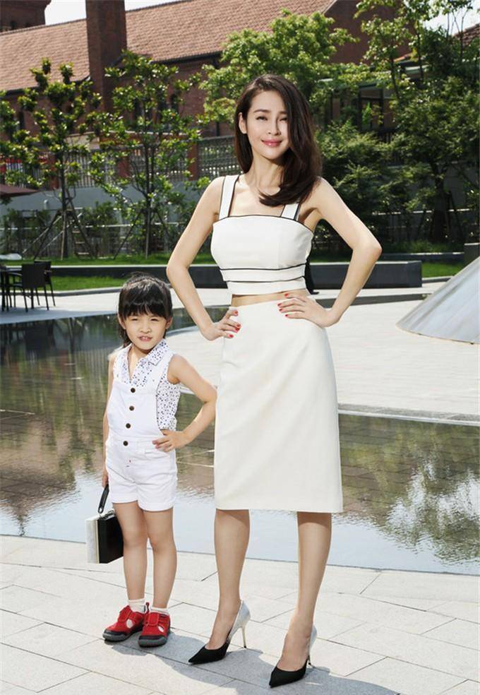 刘邦难忘的曹氏扮演者于明加,演了那么多角色哪个令你难忘?