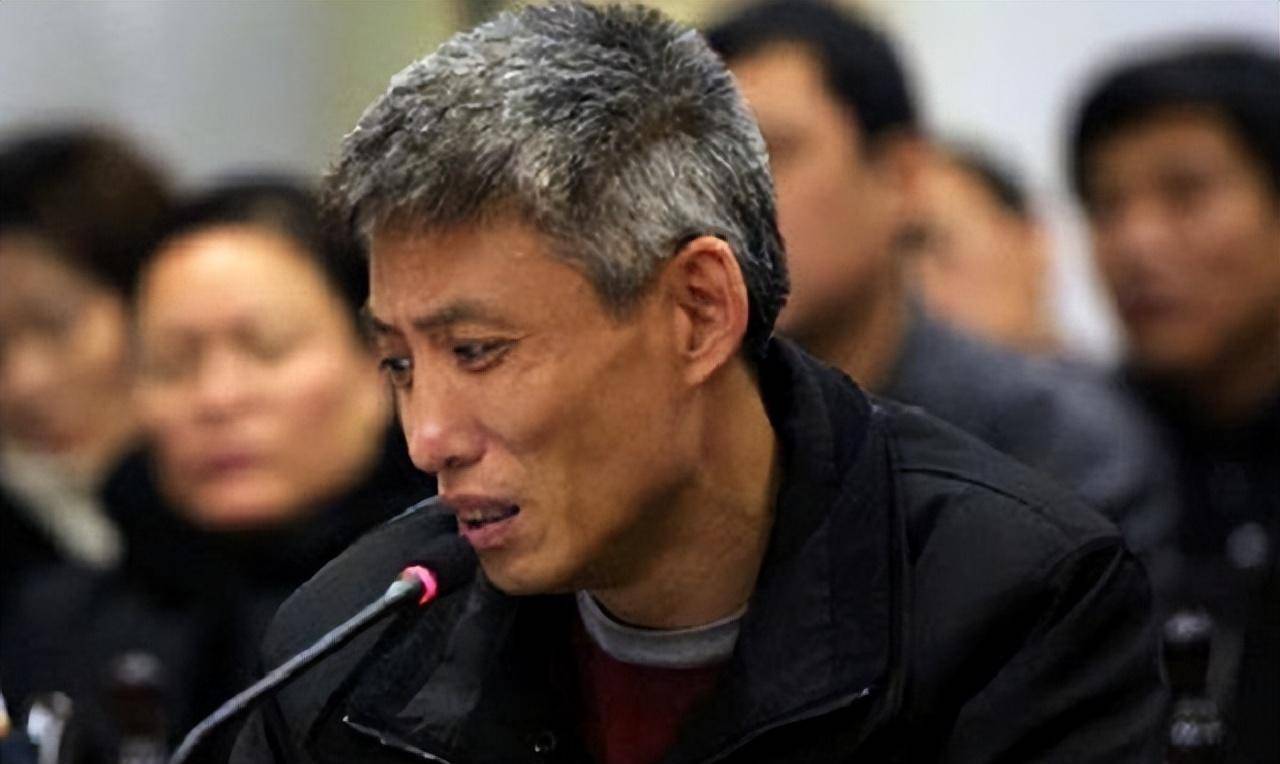 2000年,沈阳黑老大刘涌被捕,请律师帮他辩护减刑,结局如何?