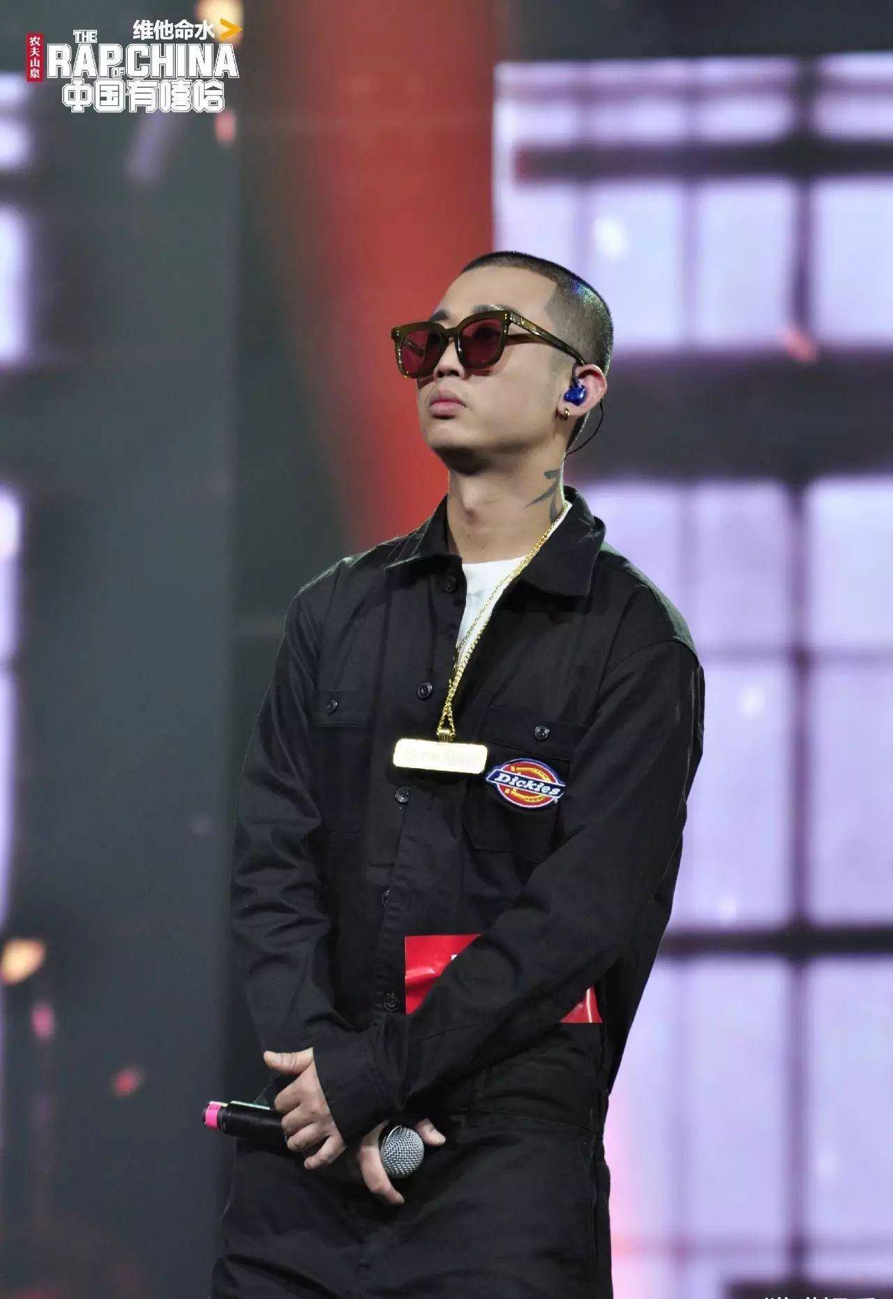 gai首晒儿子正面照,柚柚眼睛与爸爸十分相像,可爱十足_节目_实力_中国