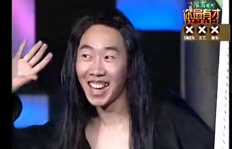 杨迪:从扮丑的表情帝到不可或缺的综艺常客,他是如何成功的?