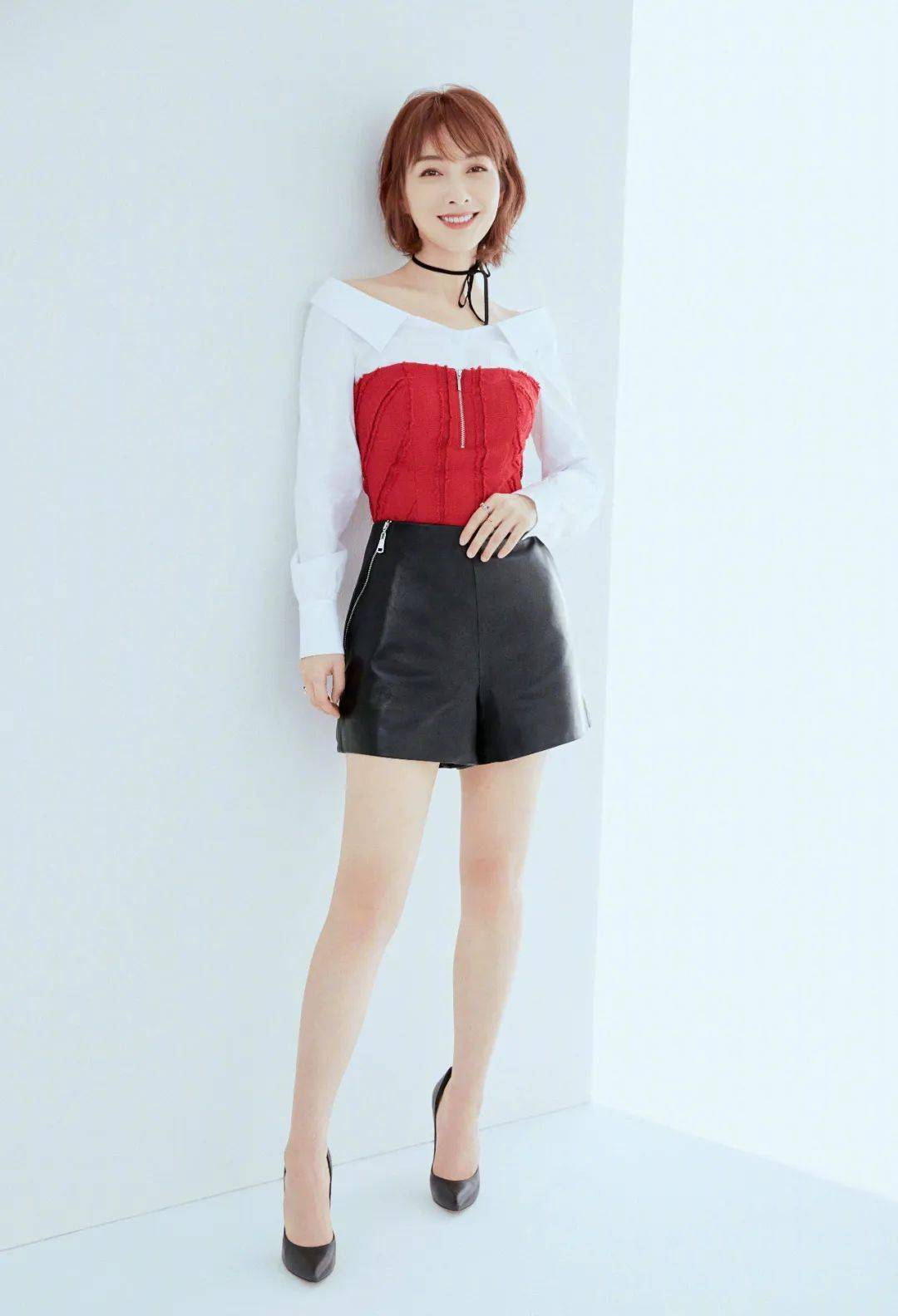 吴昕终于甩掉万年"大象腿",瘦腿后颜值猛增,网友表示:求教程_运动