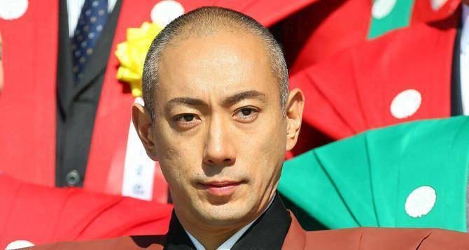 作为单亲爸爸的海老藏,是否还要继续接受批评,如果换