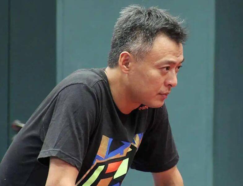 但今年被清洗的主教练黄海诚,陈琦,刘国正等人也在