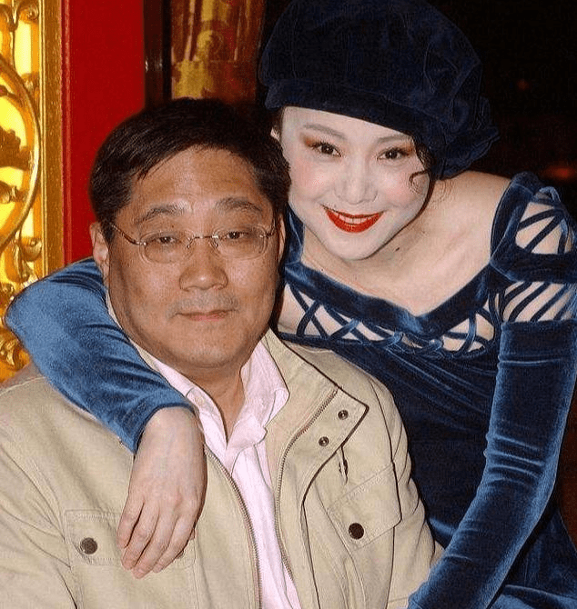 隐退23年却负债千万,最美"晴雯":老公宠我半生,也害我半生_安雯_苏越