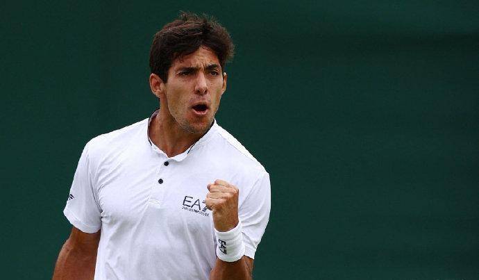 智利好手五盘大逆转小野兔,挺进八强创纪录_加林_德米纳尔_比赛