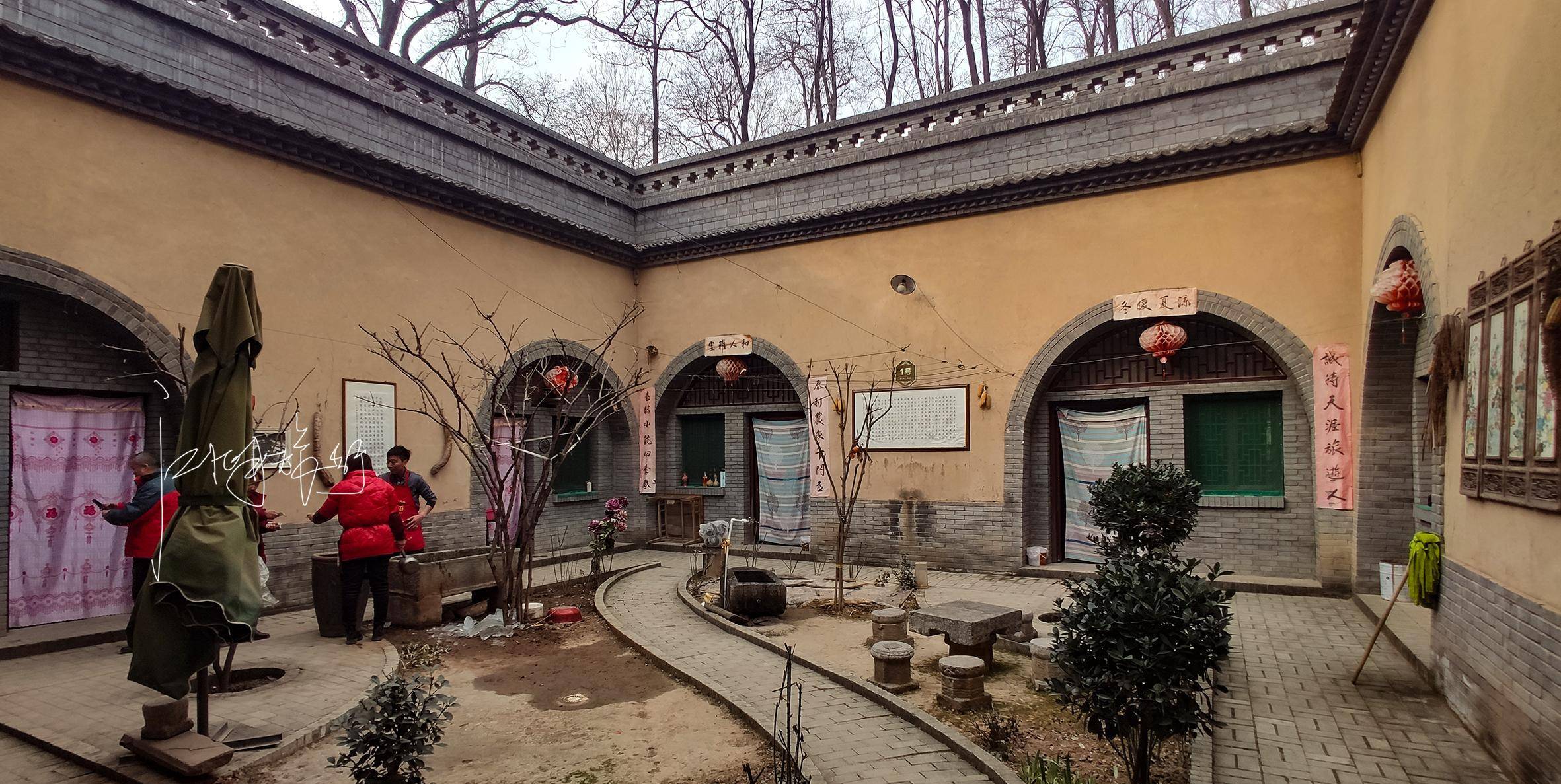 陕西三原有个地窑古村,奇特民居地坑院星罗棋布,位置偏僻游人少_柏社