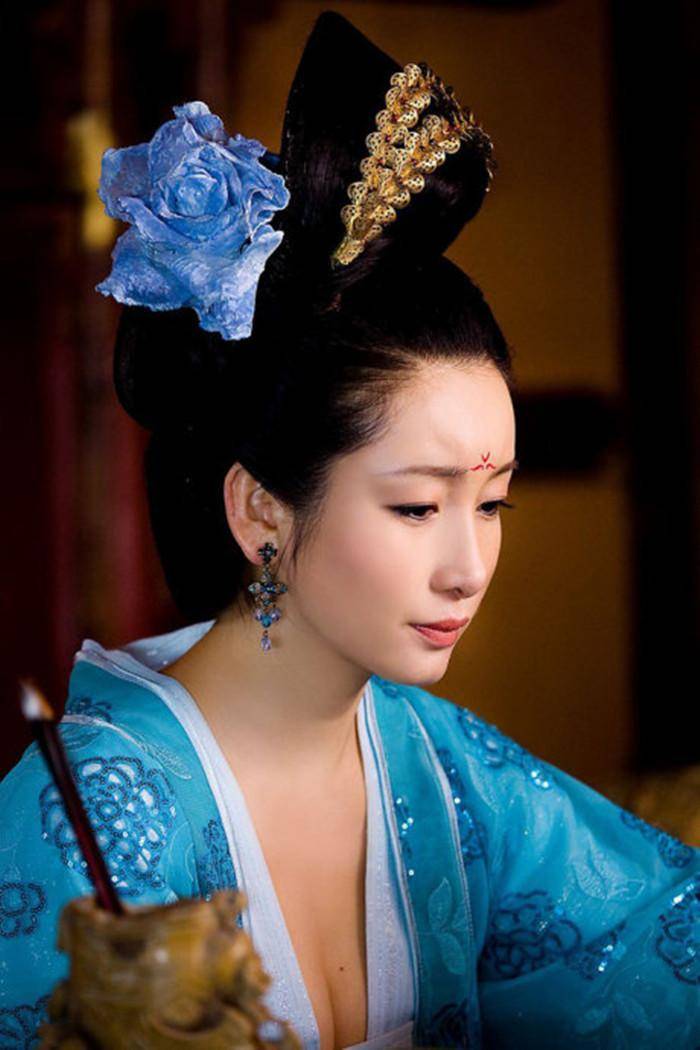 东汉皇帝太小气,竟没赐封班超的西域夫人,这可是民汉通婚的楷模_疏勒