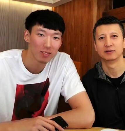 韩德君接班人横空出世,但并不是周琦然而在朱荣振结束租借合同正式