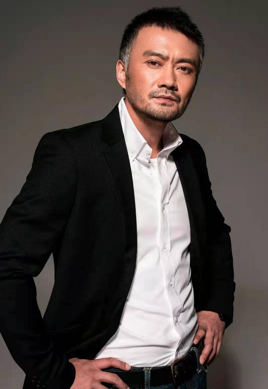 《前行者》里的4位黄金配角,赵阳,杜功海,霍青,网友:被圈粉_陈烈_如海