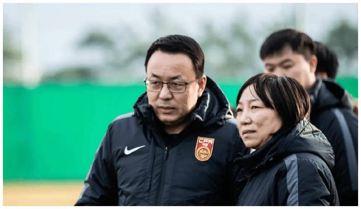 陈戌源即将下课,意外人选成大热门,两国足队长有望辅助_孙继海_快乐