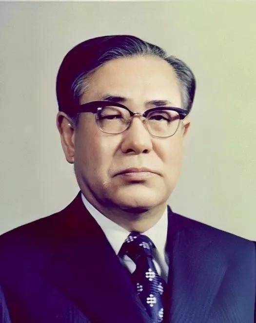 "青瓦台魔咒"笼罩下的,韩国历任总统_金大中_结局_尹浦