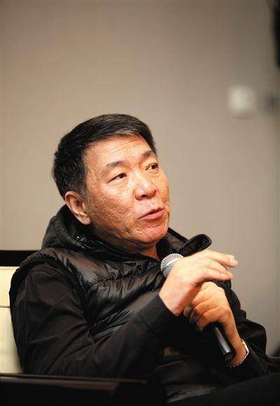 《甄嬛传》编剧王小平,与导演郑晓龙:相识不久,却成了一生知己_电视剧