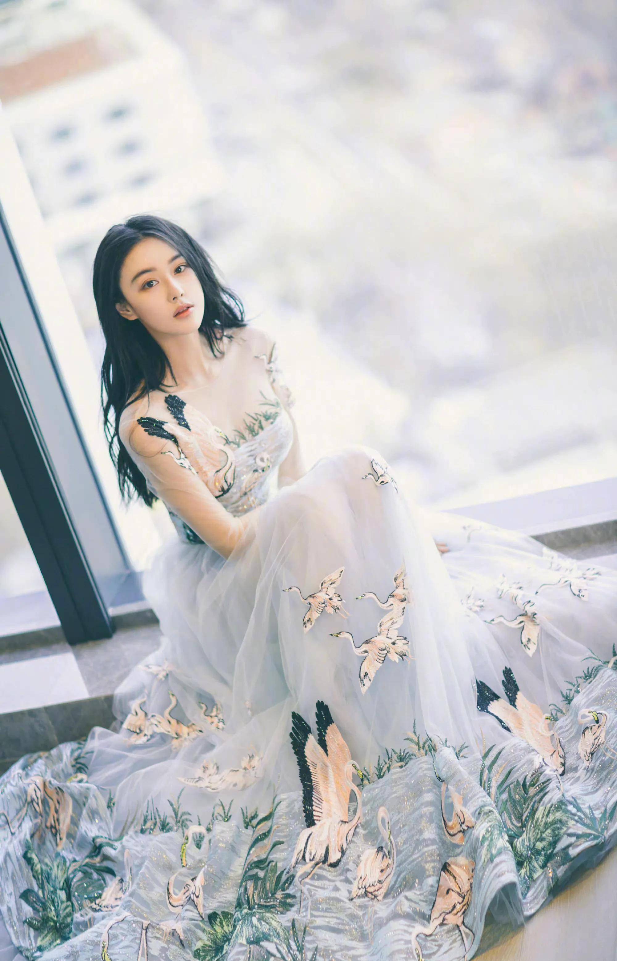 "宅男女神""性感美女"- 张馨予_客官_许元_被称为