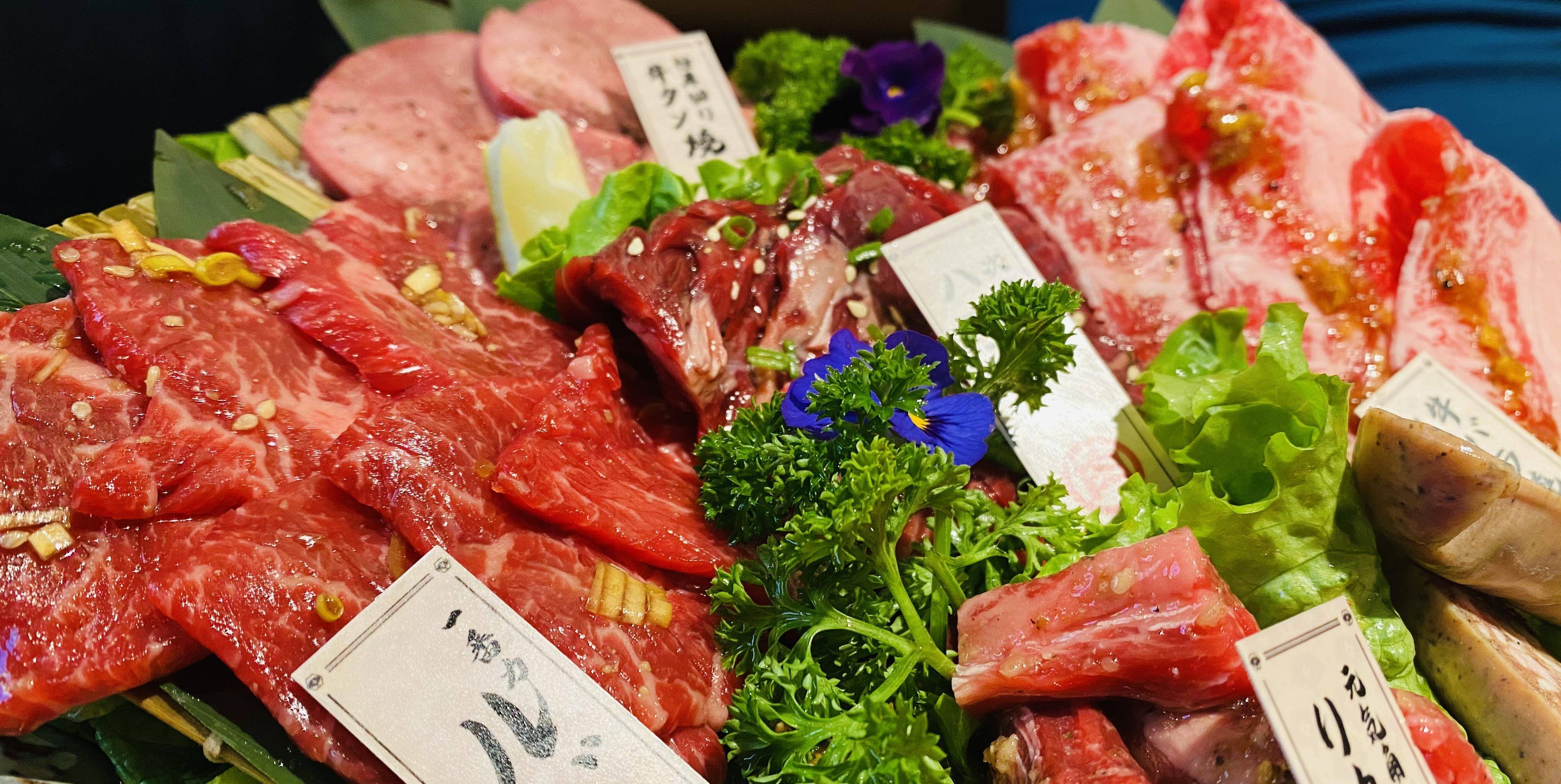 均匀的大理石花纹的和牛级烤肉,美味无敌棒