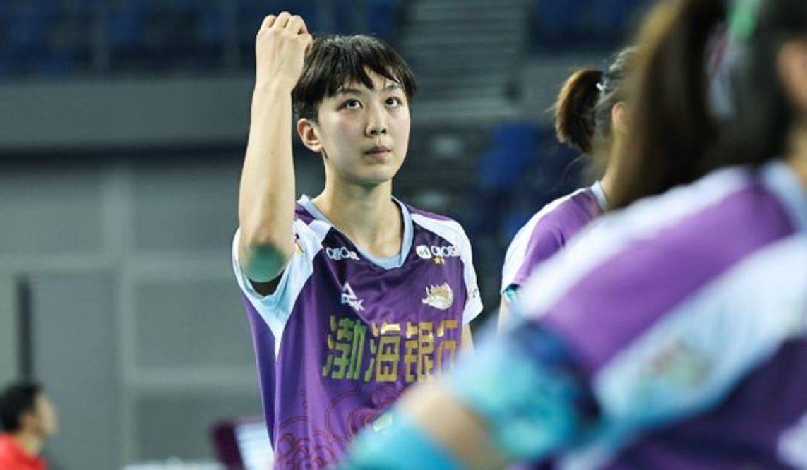 陈博雅!从死眉塌眼到最佳拼图,夺冠海报应有她一席之地!