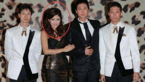 洪金宝的女儿,36岁却无人敢娶,看完照片,网友:难怪_洪煦榆_工作_电影