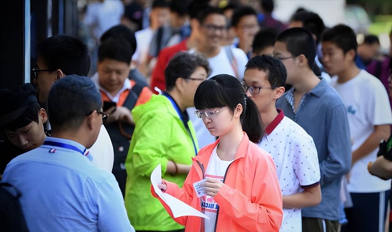 本科肄业生,中途退学,可以直接考研吗?