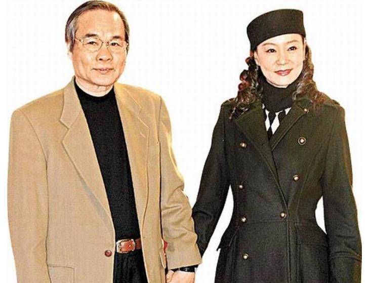 刘雪华自曝10年没拜祭亡夫,直言不喜欢形式,自责刘德凯被说渣男_邓育