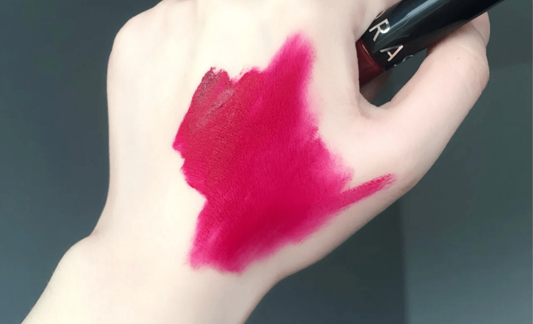 2023年流行色口红,开启你的非凡之年_洋红色_颜色_质地