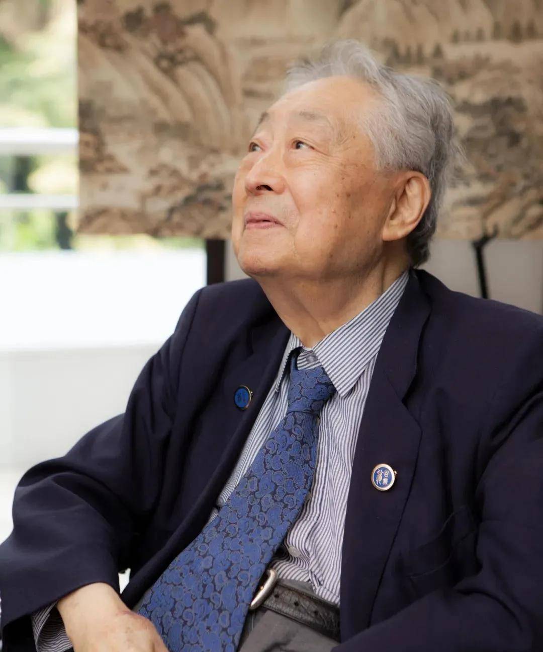 万国权 来自搜狐网