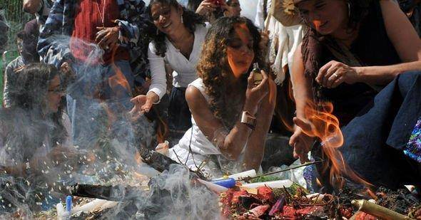 科学家paolo tagaloguin在一篇现已被删除的帖子中说:"按照朱利安历法