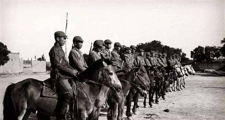 "骑兵连,进攻!"抗战时期的我军骑兵为何让敌人闻风丧胆?