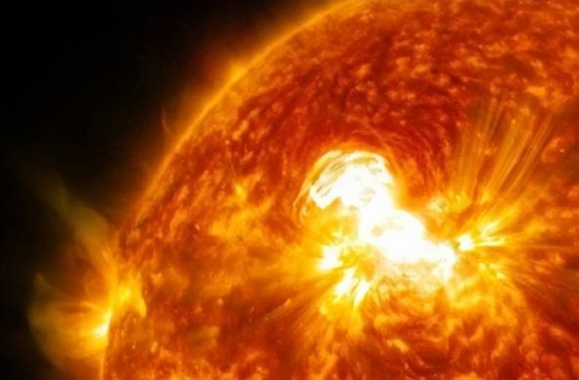 太阳4天内爆发两次X级耀斑 或导致强烈地磁暴扰乱卫星通讯中断 - 神秘的地球 科学|自然|地理|探索