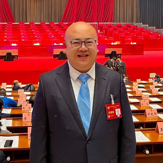 让烟花爆竹在城市上空重新绽放解绑"禁燃令"孟裕凯