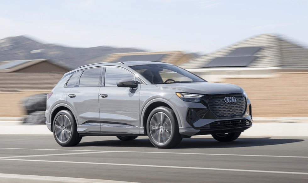 产品力不低但需要更多优惠,2022款奥迪q4 e-tron实拍图发布_搜狐汽车