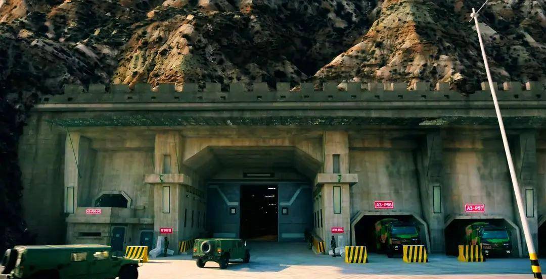 斥巨资还原国防军事重地,不敢相信这是国剧的手笔_李易峰_题材_火箭