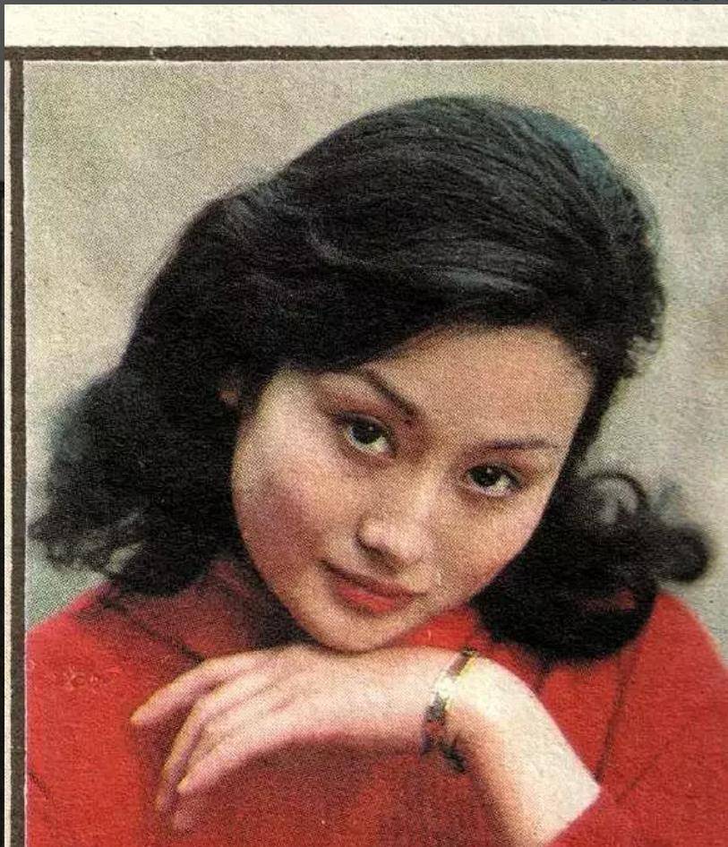80年代女星车秀清:拍戏不多却美得惊人,打扮至今优雅不过时_查秀青