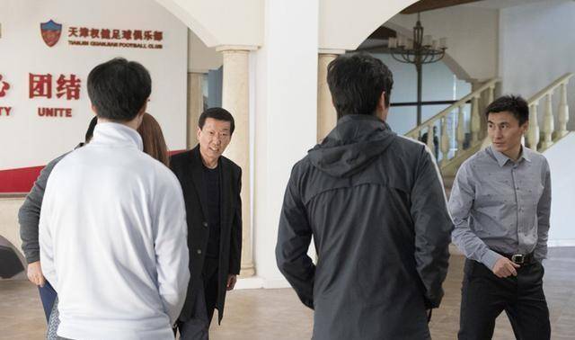 哭的日子在后头_束昱辉_权健_中超