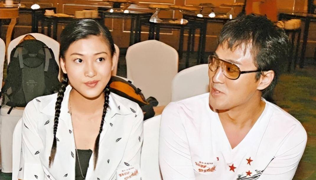 李彩桦:凭回家的诱惑爆红,今39岁现身商演,如今的她过得怎样_林峯