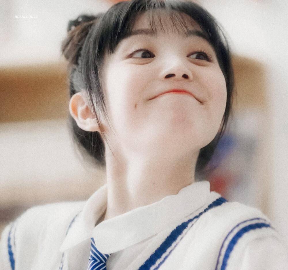 凤凰卫视黄橙子,19岁获得选美冠军,她体态优雅皓齿明眸摄人心魄_武汉