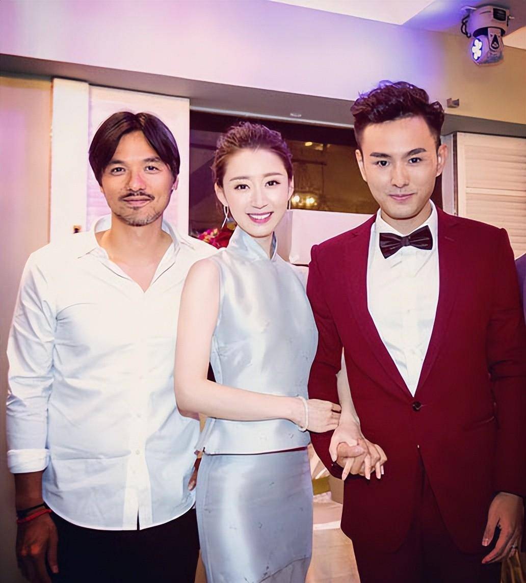 凤凰卫视黄橙子,19岁获得选美冠军,她体态优雅皓齿明眸摄人心魄_武汉