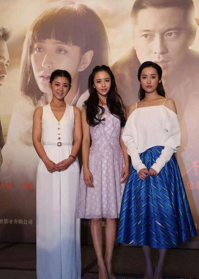 朱茵又黑又矮,热巴满脸沟,关晓彤却一路躺赢_佟丽娅_杨幂_女明星