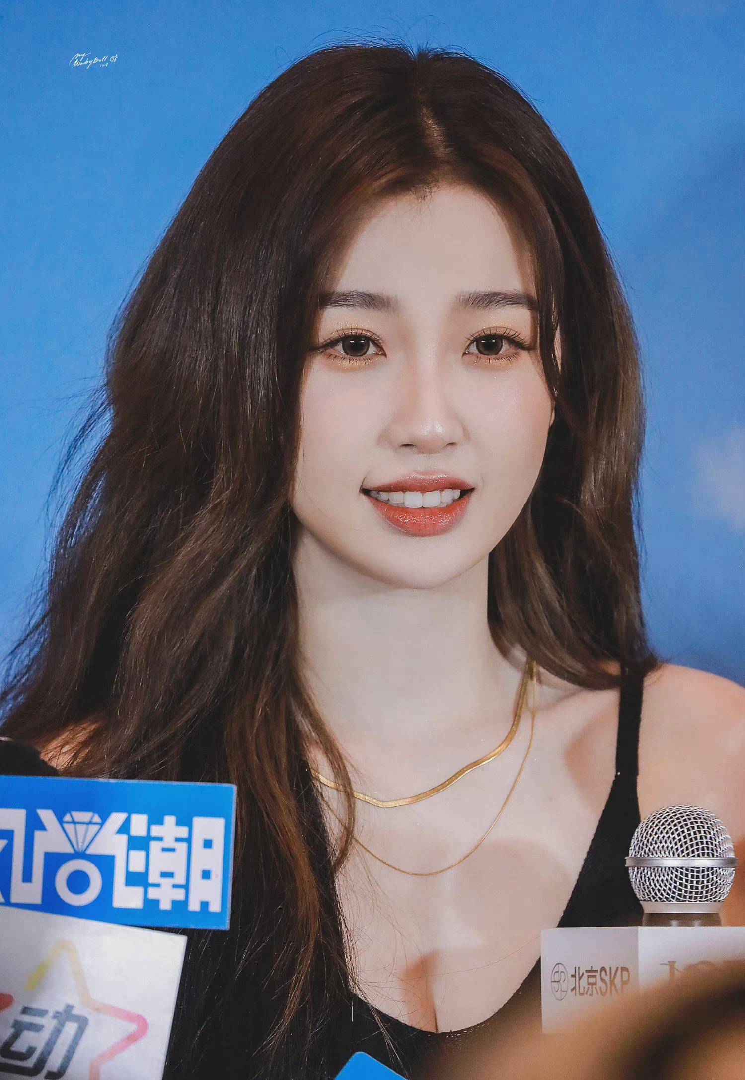 手握400亿千金剧本,当众给王思聪甩脸,虞书欣凭啥硬刚资本?