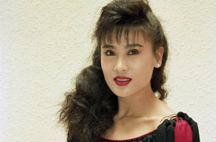 她是台湾知名女歌手,才貌俱佳情深不寿,渣男最终遭报应大快人心_于枫