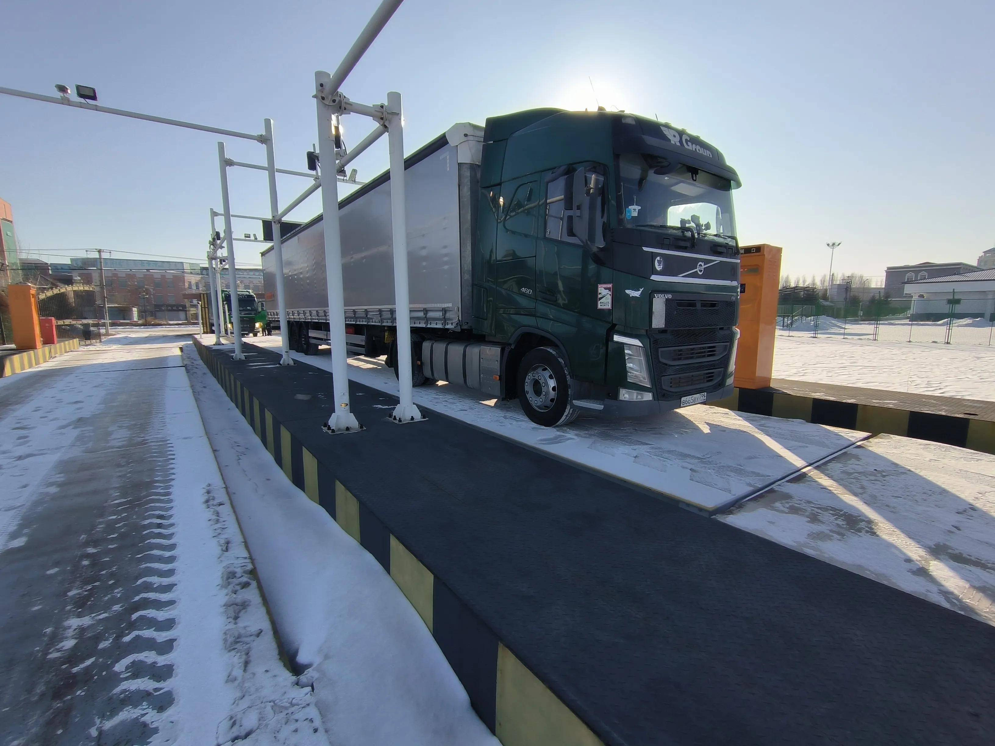 黑龙江东宁市:公路口岸率先实现互贸商品进口_贸易_中俄_边民