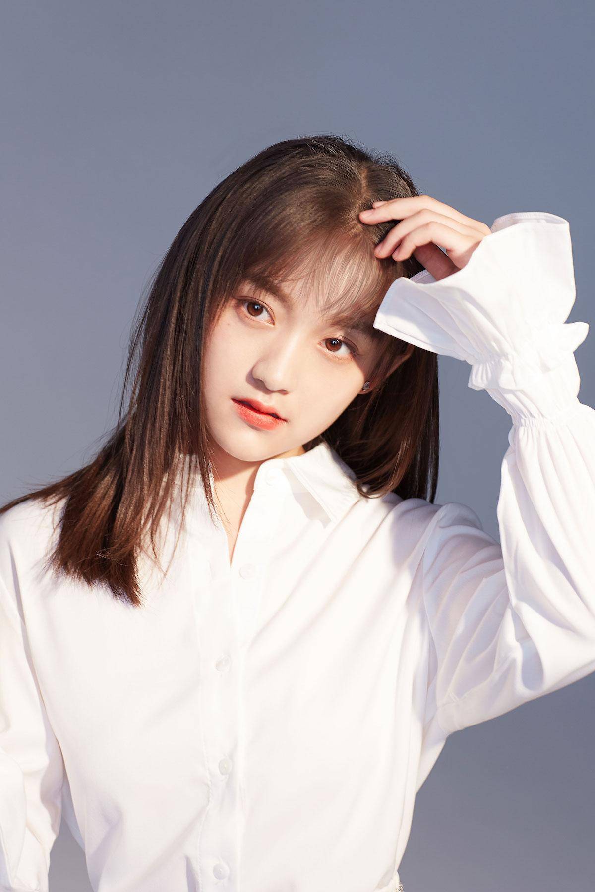 屠芷莹《积极的生活吧》开播 饰演算盘精反向报价引人爆笑_创业_财迷