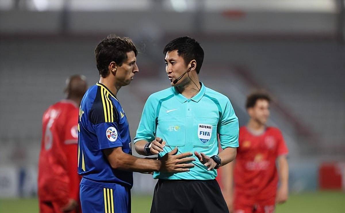 马宁领衔中国裁判组执法世俱杯,傅明连续两届入选裁判阵容_工作_助理