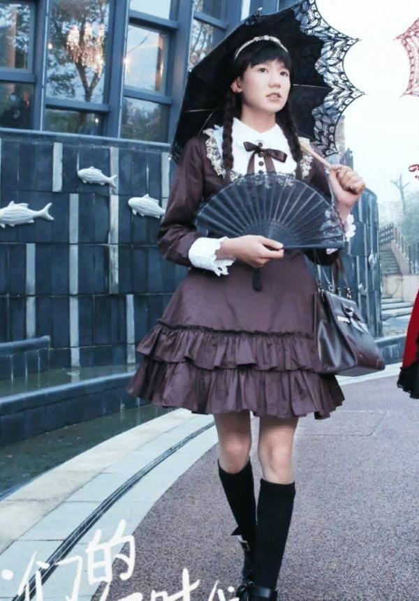 王源"女装扮相"太亮眼!