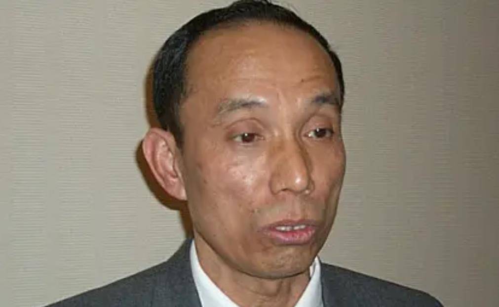 最终,林贤顺如愿加入党组织,还被授予了上校的军衔.
