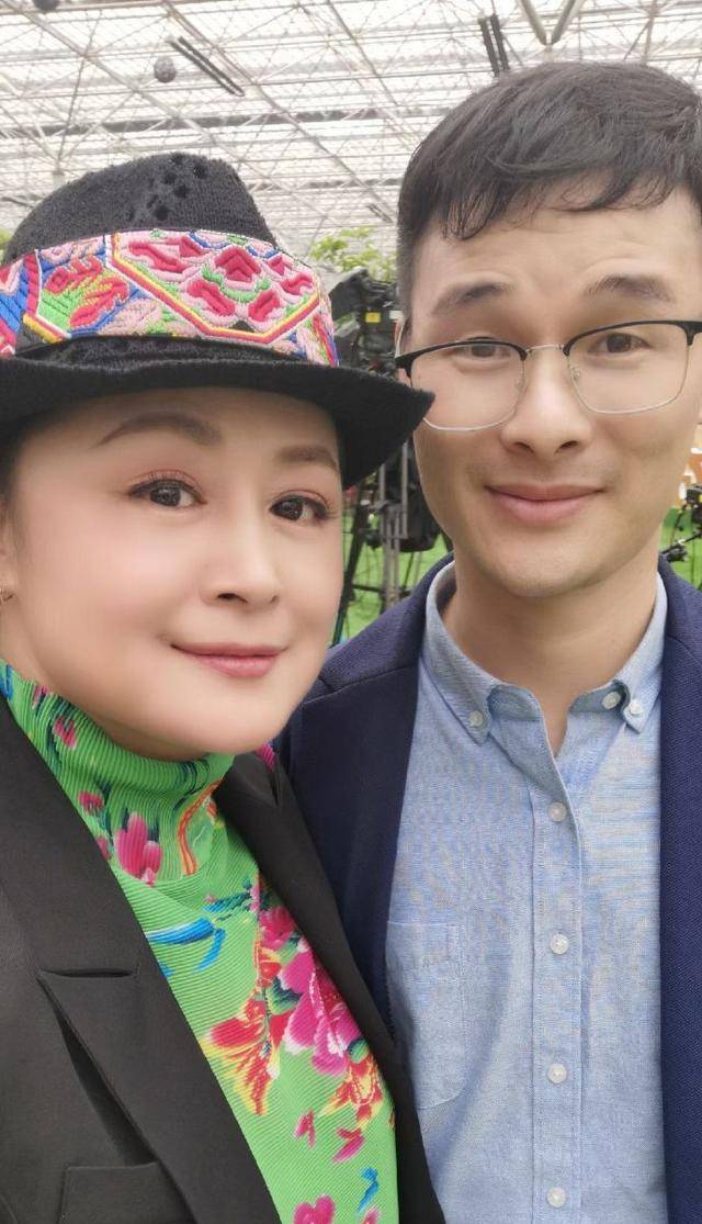 于月仙50岁无儿无女,车祸去世非常突然,《乡村爱情》再无谢大脚_因为