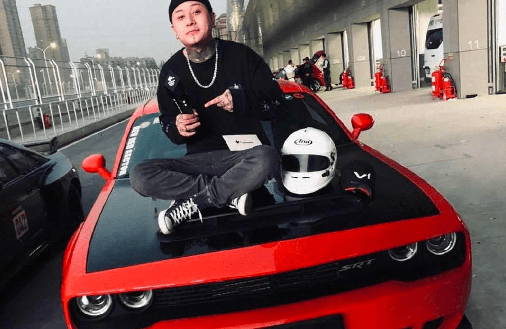 网红老方丈的"大哥"被爆出,为其投资4000多万,却打了水漂_杨士成_辛巴