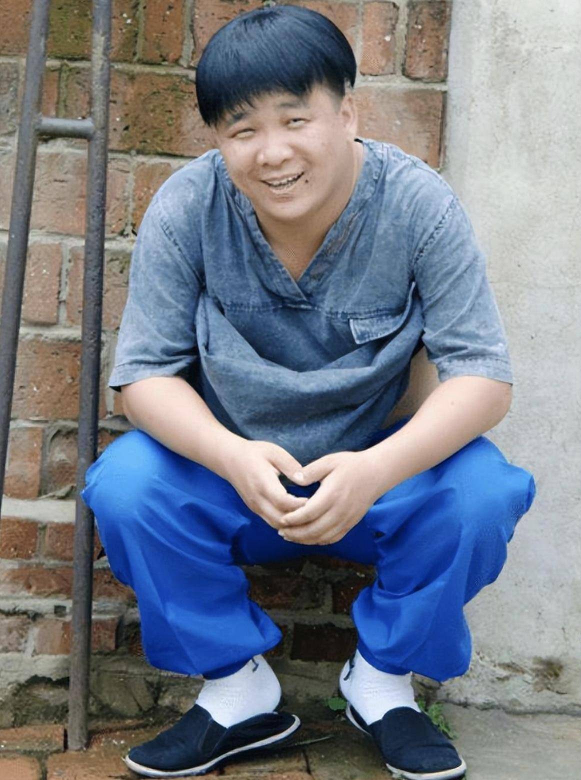 娶19岁娇妻,拒绝拜师赵本山,如今认网红当干爹,孙小宝经历了啥_表演