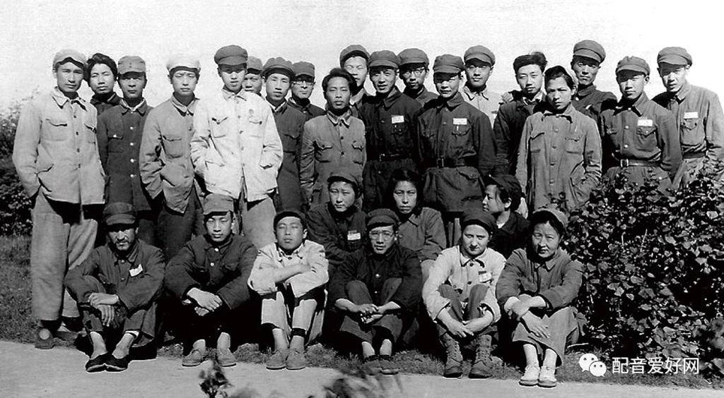 曹雷,刘广宁,童自荣等,长译厂也有许多知名的配音明星,如袁乃晨,蒙纳