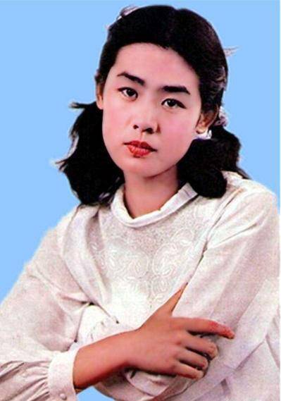 2019年末,《牧马人》再次爆火,女主角丛珊这40年去了哪里?