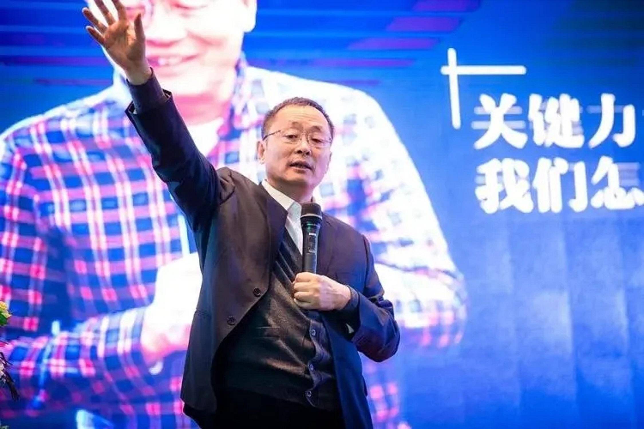 河南涧西第一大民企老板:32岁创业失败,东山再起,年入793000万_张国贤